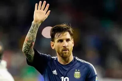 Trae la Copa, le piden los hinchas a Messi en el día de su cumpleaños