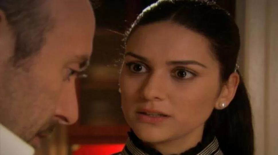 AMOR EN FICCIÓN. Onur y Sherezade. FOTO DE EL TRECE TV