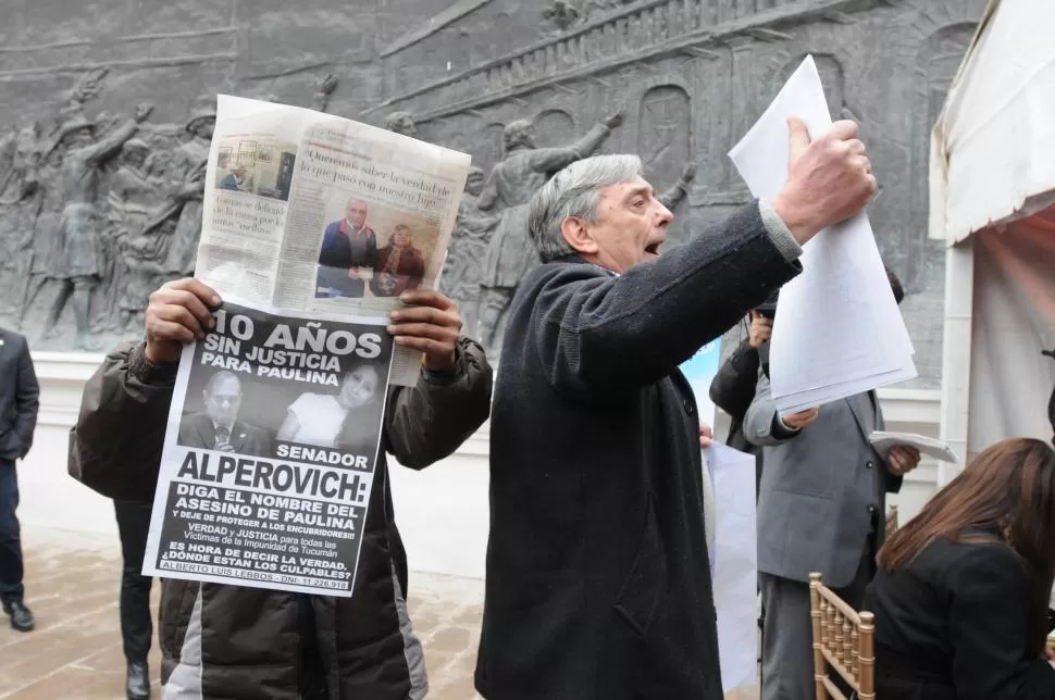 INTERVENCIÓN INESPERADA. Lebbos exigió justicia en la Casa Histórica. ARCHIVO