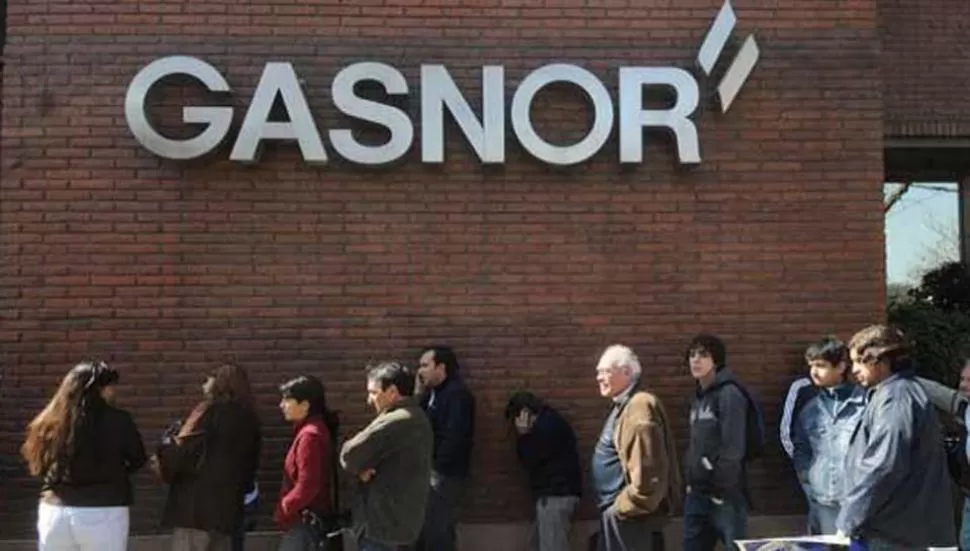 GASNOR. Los empleados de la empresa reclaman una recomposición salarial. ARCHIVO