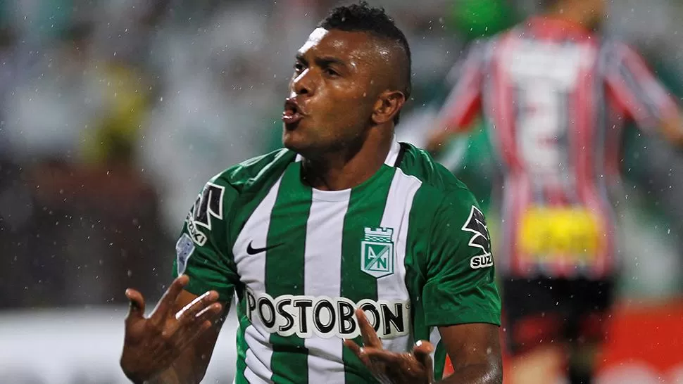 IMPLACABLE. Borja marcó los cuatro goles de Atlético Nacional ante San Pablo. REUTERS