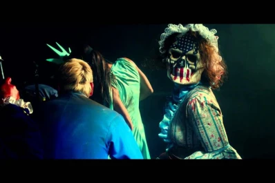 Una noche pintada de rojo sangre