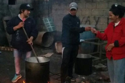 Quejas por la falta de fondos para un comedor en la Costanera
