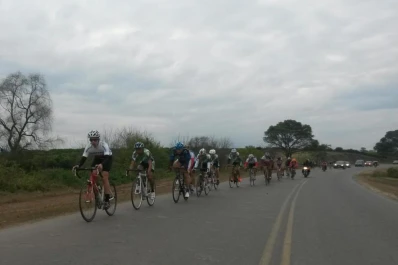 Juan Salas se adjudicó la primera fecha