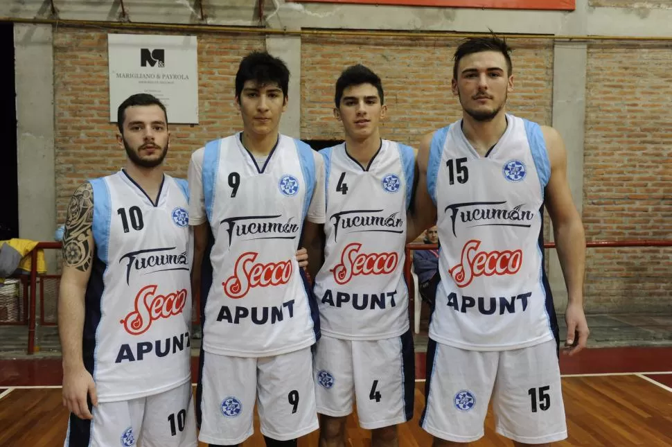 DE ESTRENO. Abdala, Gramajo, Echavarría y Cancinos visten por primera vez la camiseta del seleccionado de Tucumán. la gaceta /  Foto de José Nuno