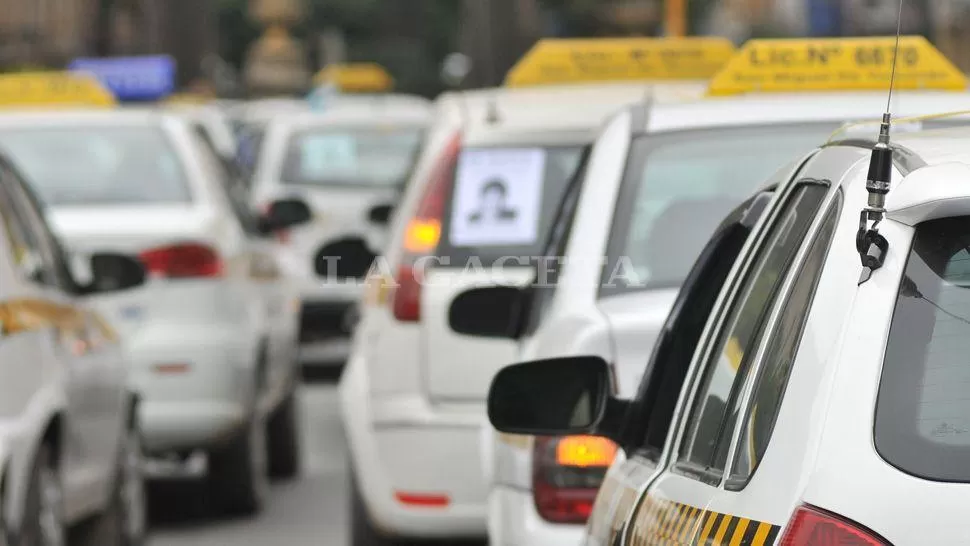 BAJO LA LUPA. En las últimas semanas, los autos de alquiler fueron empleados como medio de movilidad para cometer diferentes delitos en la provincia. ARCHIVO LA GACETA / FOTO DE ANALIA JARAMILLO