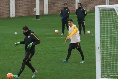 Sara se perfila como arquero titular en Boca