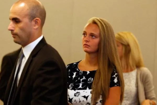 Revelan los mensajes que una joven envió a su novio para que se matara