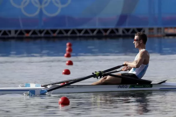 El remero Brian Rosso pasá a cuartos de final en single scull