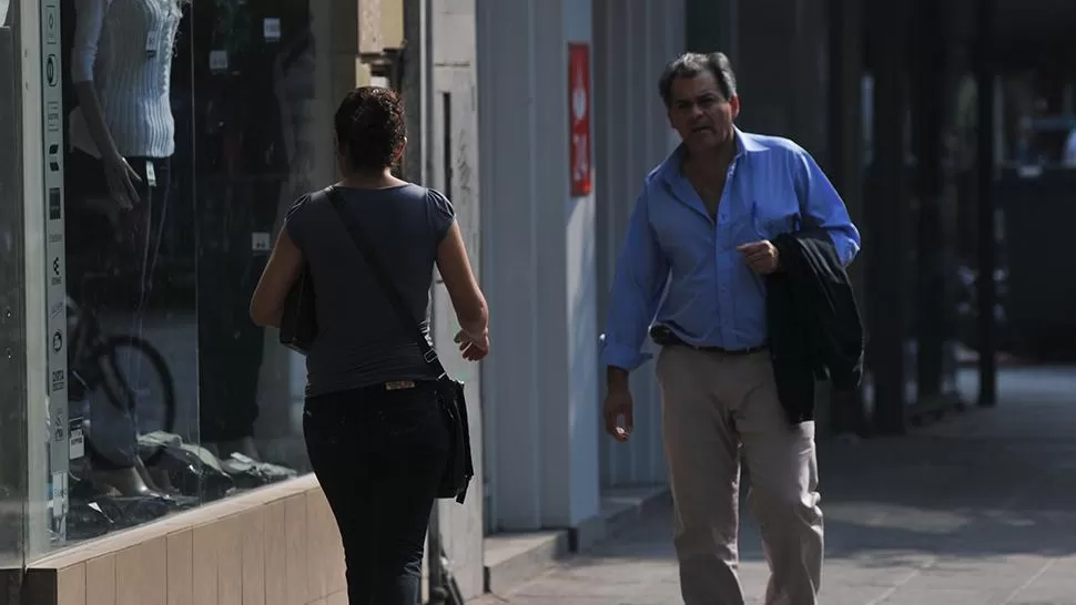 FRESCO. Los tucumanos tendrán que arrancar el día abrigados. ARCHIVO