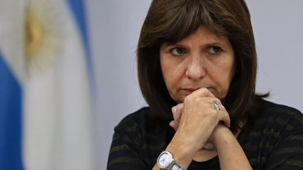 PATRICIA BULLRICH. La ministra aclaró que la decisión de que el presidente se transporte en una camioneta blindada, fue tomada hace tiempo. FOTO TOMADA DE IMPACTOLOCAL.COM.AR 