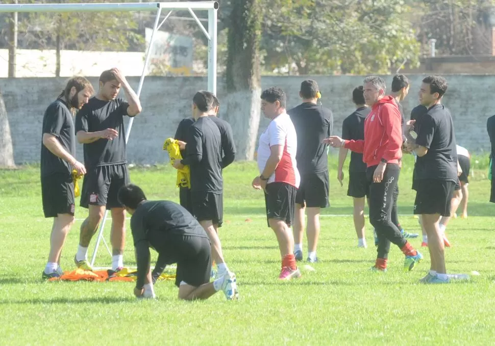 TODO CALCULADO. Diego Cagna está conforme con el trabajo de sus jugadores, pero quiere que el equipo siga creciendo. la gaceta / foto de Antonio Ferroni