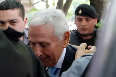 Para el hijo de Julio López es una locura concederle prisión domiciliaria a Etchecolatz