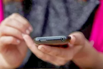 Diseñaron una funda para celulares que impide el paso de las radiaciones