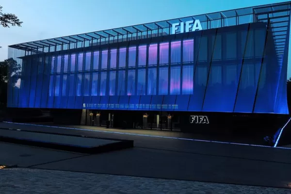 Los clubes del ascenso mandaron una carta a FIFA denunciando irregularidades en la Comisión Regularizadora