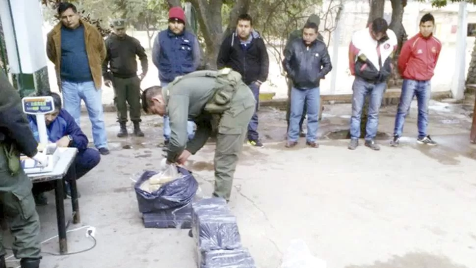 OPERATIVO. El procedimiento de Gendarmería se realizó sobre la ruta 34. FOTO TOMADA DE PREGON.COM.AR