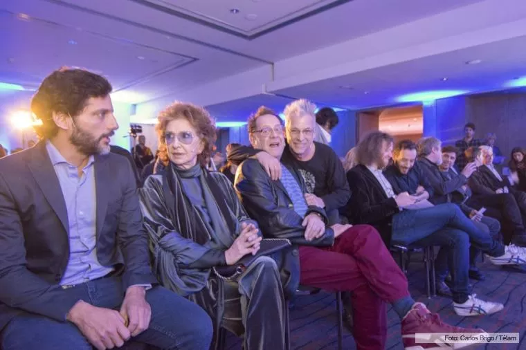 PARTE DEL ELENCO. Furriel, Aleandro, Sabbagh y Romano, en el lanzamiento. Telam. 