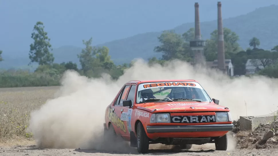 DOMINADOR. Andrés Reginato, con Renault 18 A-7, fue el ganador del Rally de Tucumán 2012, sobre piso mixto. la gaceta / archivo
