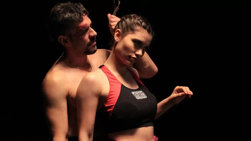 Sbaraglia compone a un veterano boxeador en Sangre en la boca