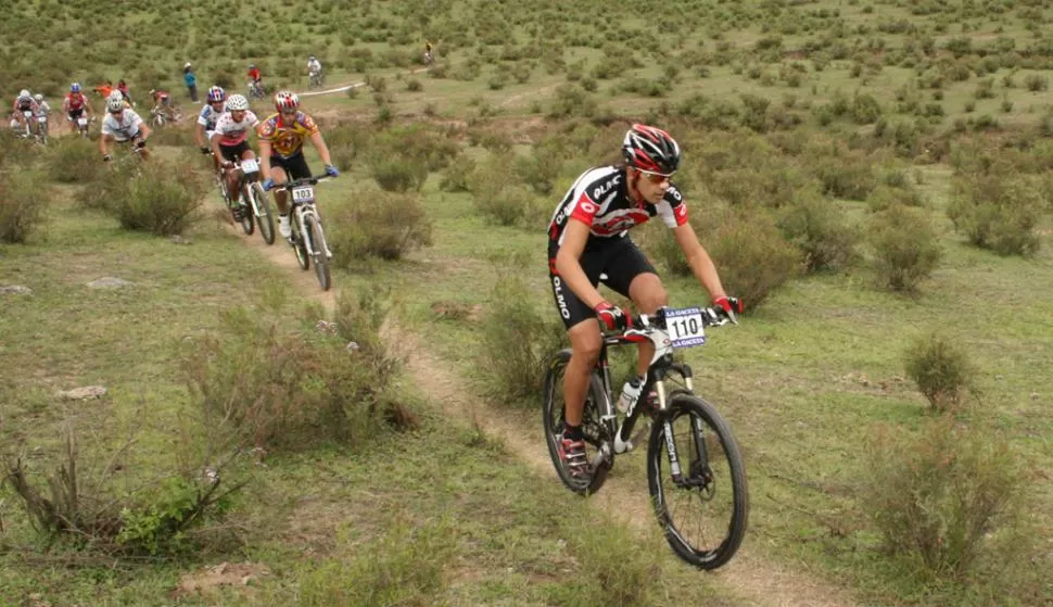 SE RECUPERÓ DE LA LESIÓN. “Cheo” Hernández, uno de los punteros de Pro, dejó atrás una fractura en la clavícula izquierda. la gaceta / foto de archivo