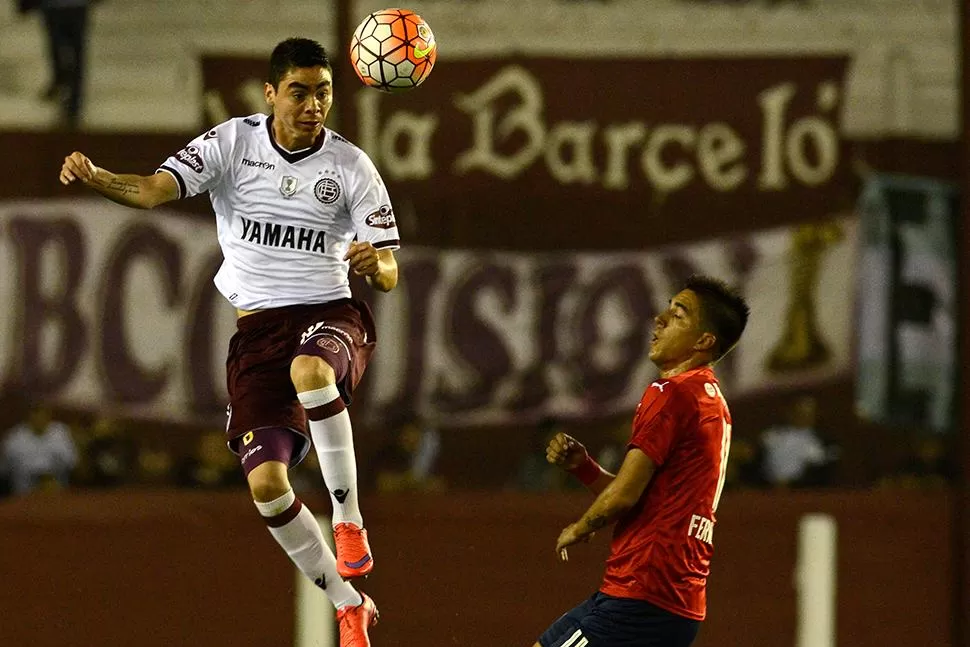 Lanús tuvo las mejores chances y no las aprovechó; el Rojo no desperdició las suyas.
FOTO DE DYN