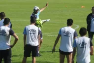 El posible 11 y la lista de concentrados de Atlético para el debut ante Rafaela