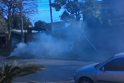 Los vecinos de Crisóstomo Álvarez al 3.300 conviven con el humo