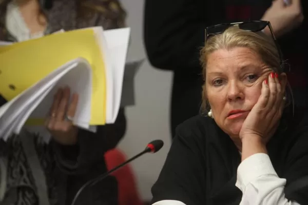 Carrió vincula a Massa en las maniobras para favorecer a Báez