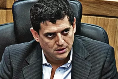 Indignación de legisladores del oficialismo con Alfaro