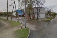 Un médico mató a un delincuente que le quiso robar el auto y quedó detenido