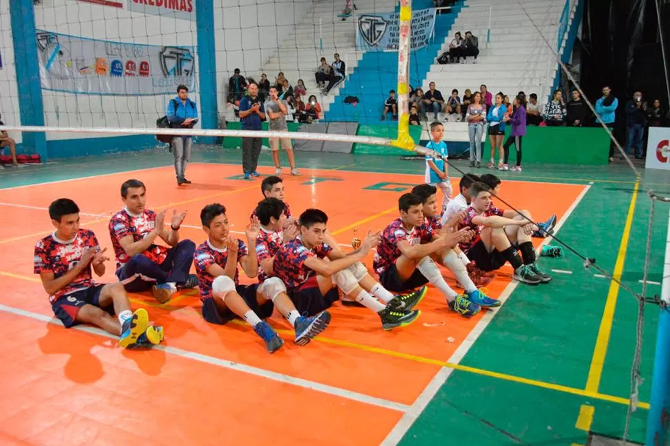 Los chicos campeones en U15 de Instituto Pellegrini.
FOTO GENTILEZA MARCELO GIMÉNEZ (PRENSA FTV)