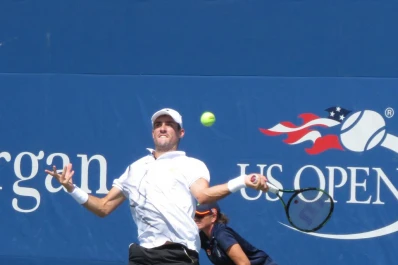 Avanza Pella; juega Delpo