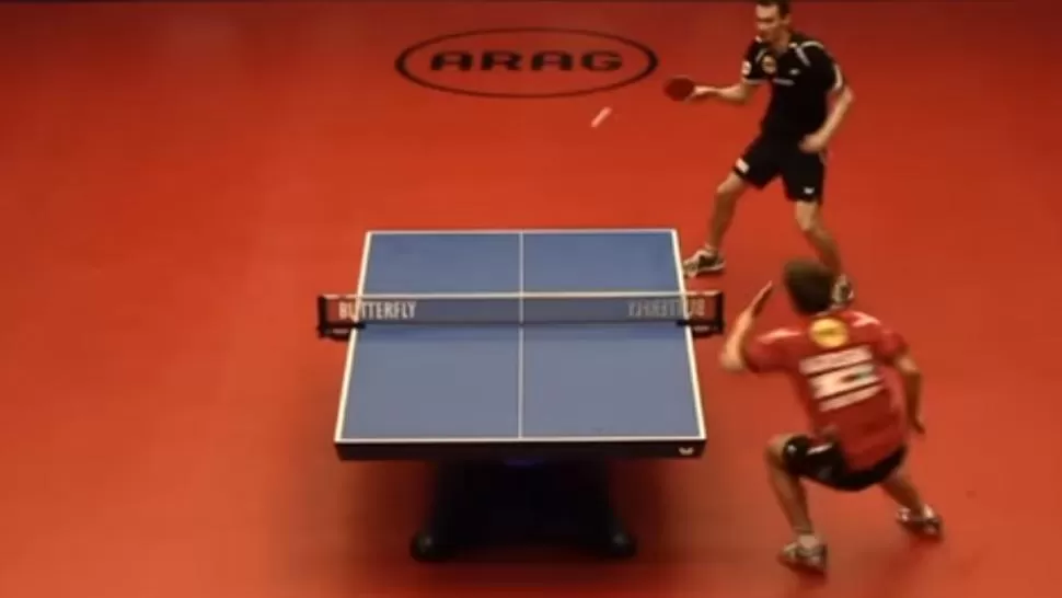 Espectacular punto en un partido de tenis de mesa que arrancó una ovación