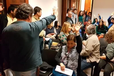 Docentes universitarios anunciaron un paro con movilización este viernes