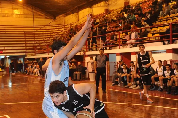 Nicolás Avellaneda comienza a cerrar su plantel