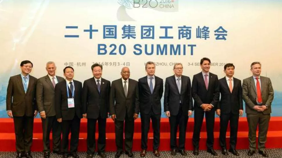 REUNIÓN INTRODUCTORIA. El presidente Macri participó en su primer día en China del cónclave llamado B 20 (Bussiness 20), una suerte de debate previo al G 20 del que participa la comunidad de negocios de todo el mundo. fotos de reuters
