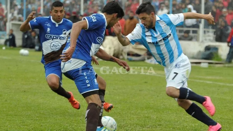 De la mano de Balvorín, Antoniana se quedó con el clásico salteño