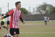 Con dos golazos de Rizo, San Martín es puntero en la Liga