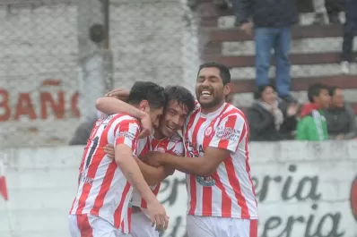 Bella Vista da cátedra y se ilusiona