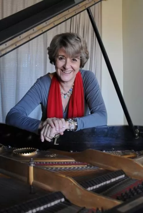 MAESTRA. De Marinis estudia y difunde la música nacional.  