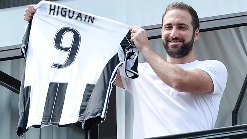 Higuaín no juega en la Selección pero es el jugador mejor pago en Italia