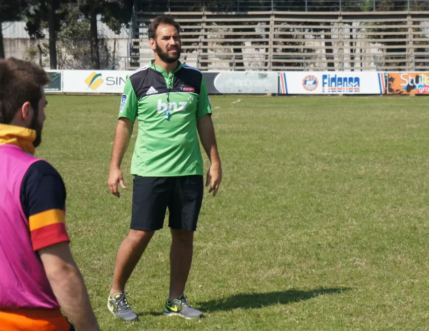 TAREA. “Los chicos tienen que meterle pilas en sus clubes”, encomendó Galindo. prensa urt