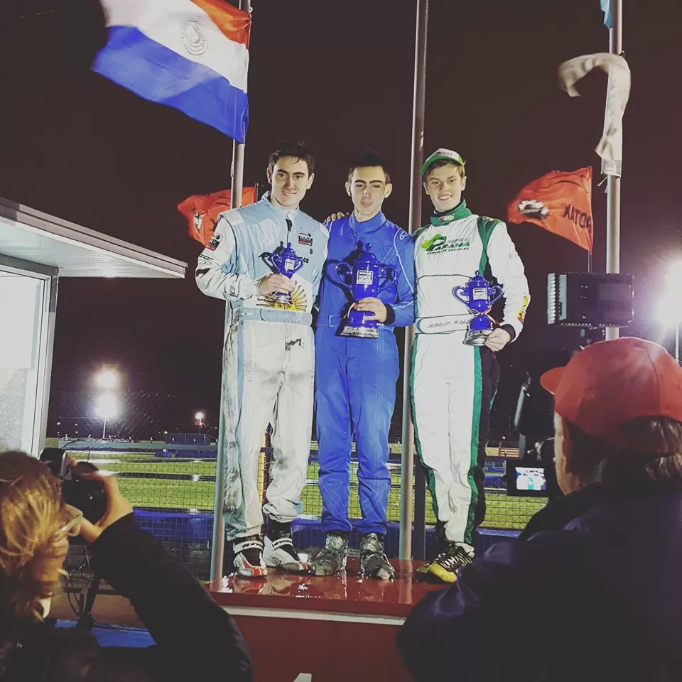 ADELANTE. En los últimos meses, Tulio sumó triunfos en sus participaciones en carreras de Tucumán y del certamen Rotax Grand National.  