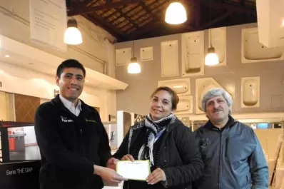 Renovó pisos con productos de Zeramiko