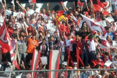 San Martín recibe a Chacarita y vos podés mandar tu foto desde La Ciudadela