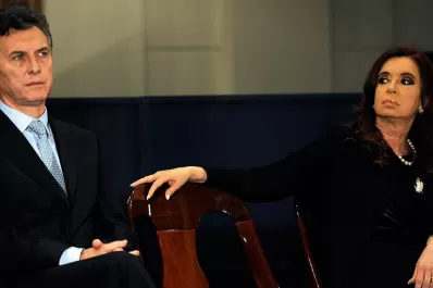 Cristina acusó al Gobierno de perseguir y atacar a los que no están