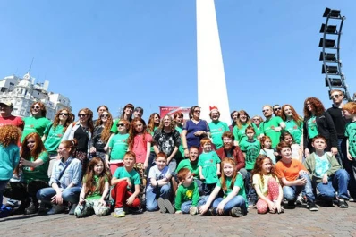 Pelirrojos festejaron su día en el Obelisco