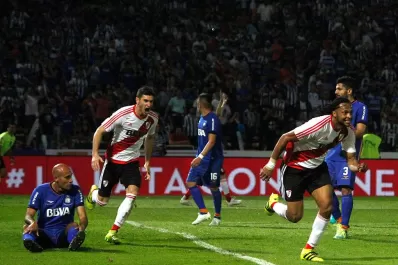 Alario: nunca me enojo cuando salgo, me enojo cuando no convierto