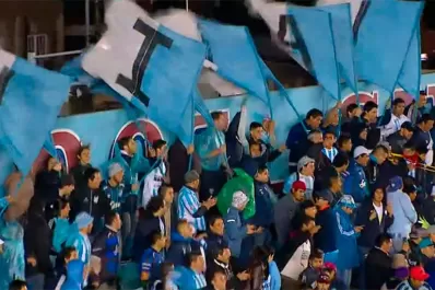 Los hinchas de Atlético volvieron a la tribuna visitante después de tres años