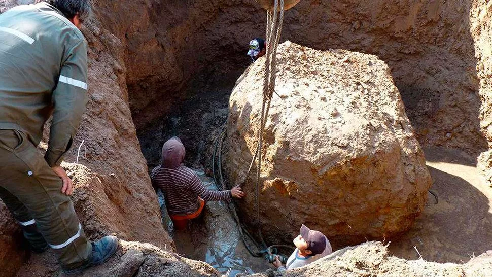 Hallan en Chaco un meteorito de más de 30 toneladas